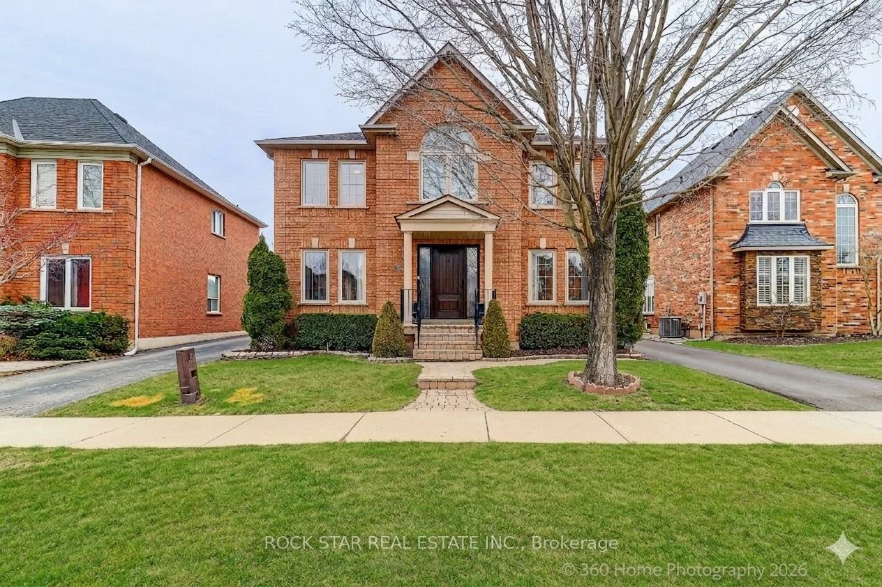 2444, Towne, 1015 - RO River Oaks, Oakville