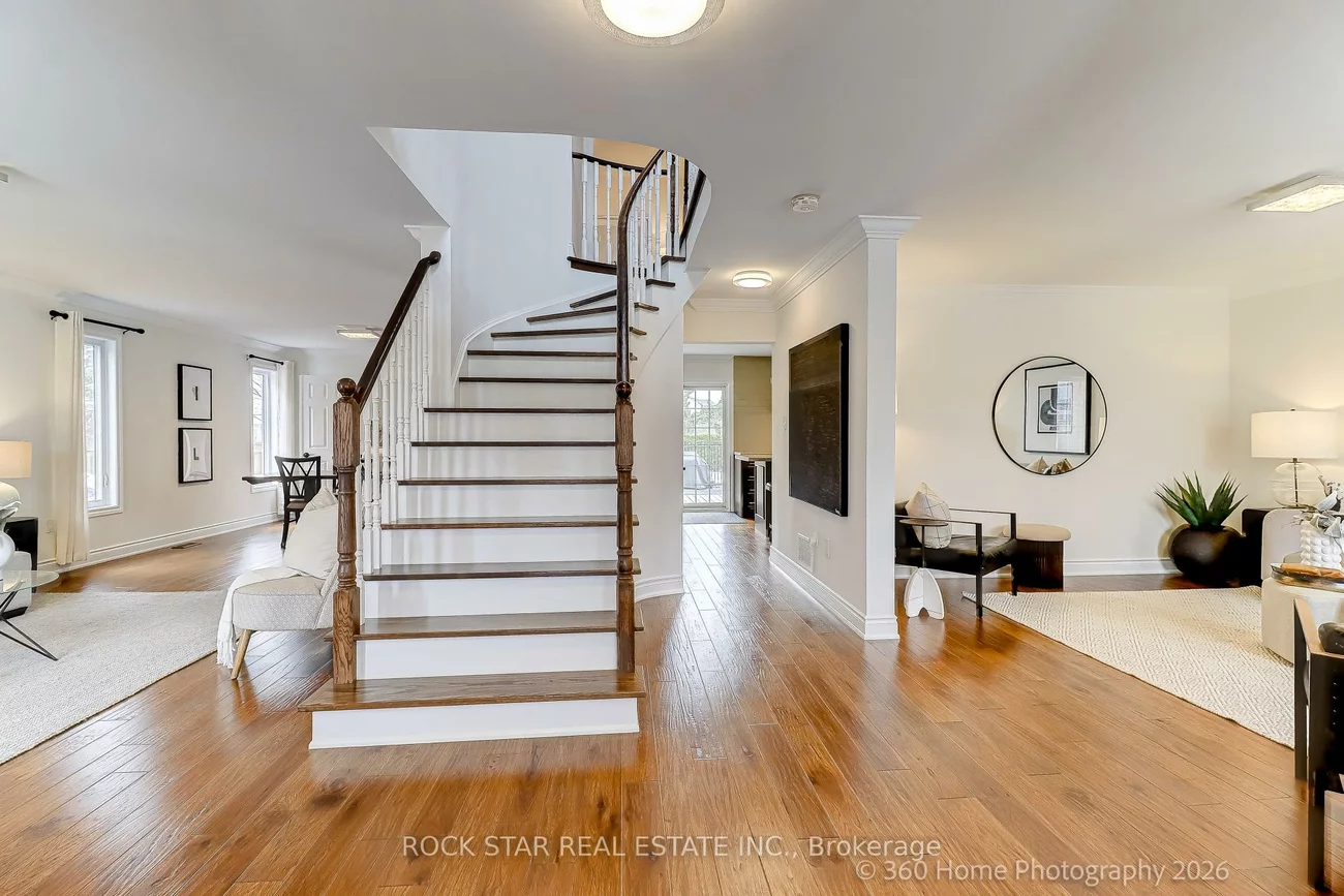 2444, Towne, 1015 - RO River Oaks, Oakville