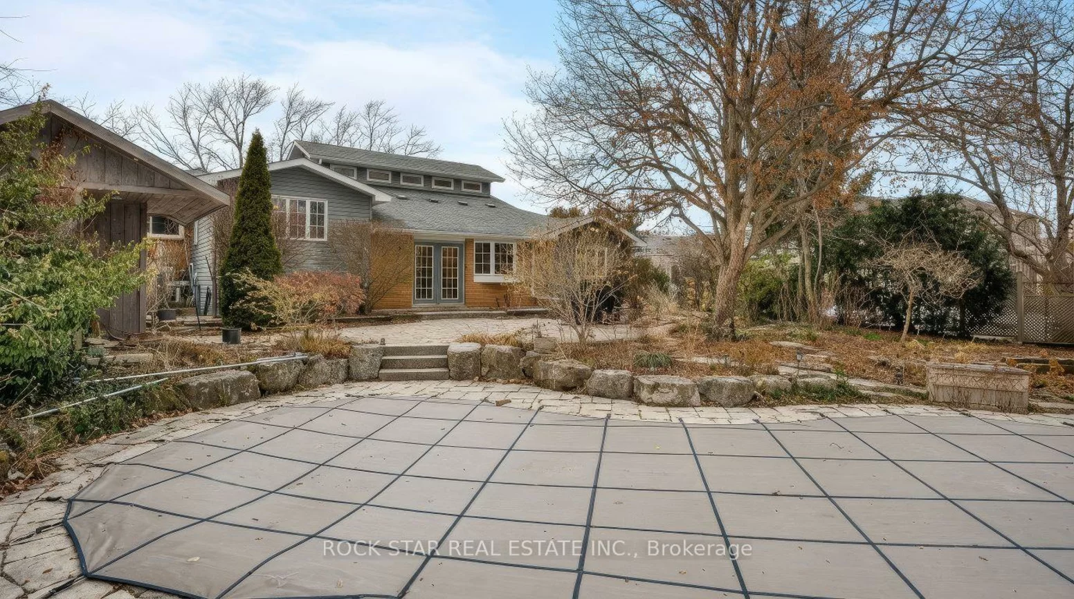 2144, Shelley, 1020 - WO West, Oakville