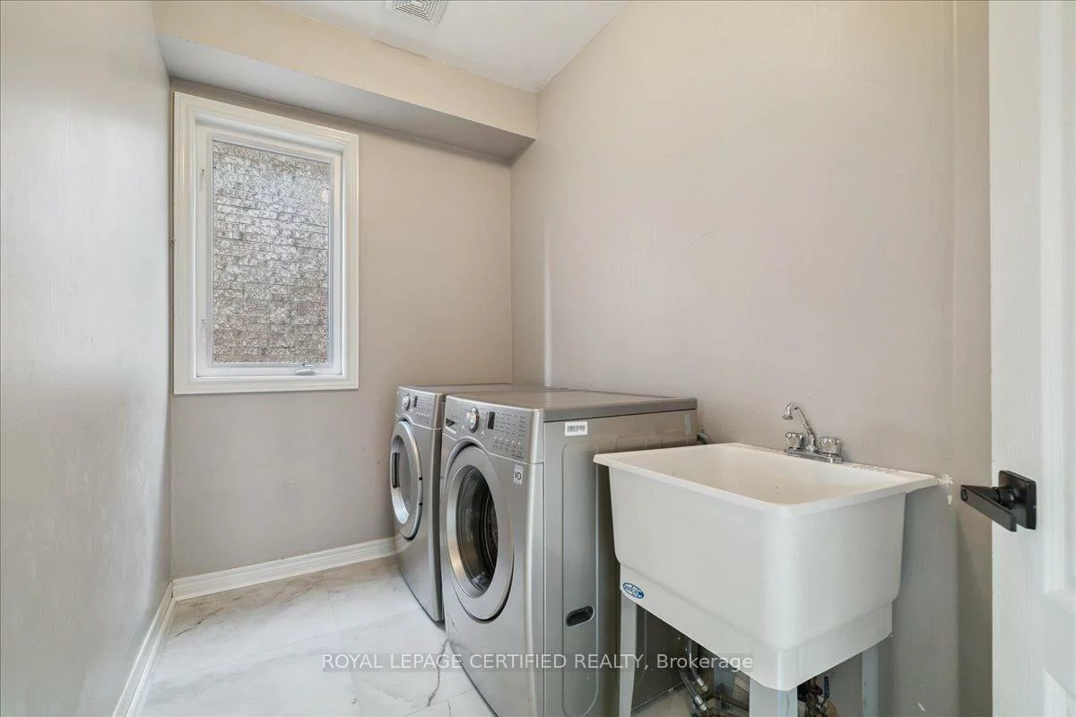 2523, Highmount, 1019 - WM Westmount, Oakville