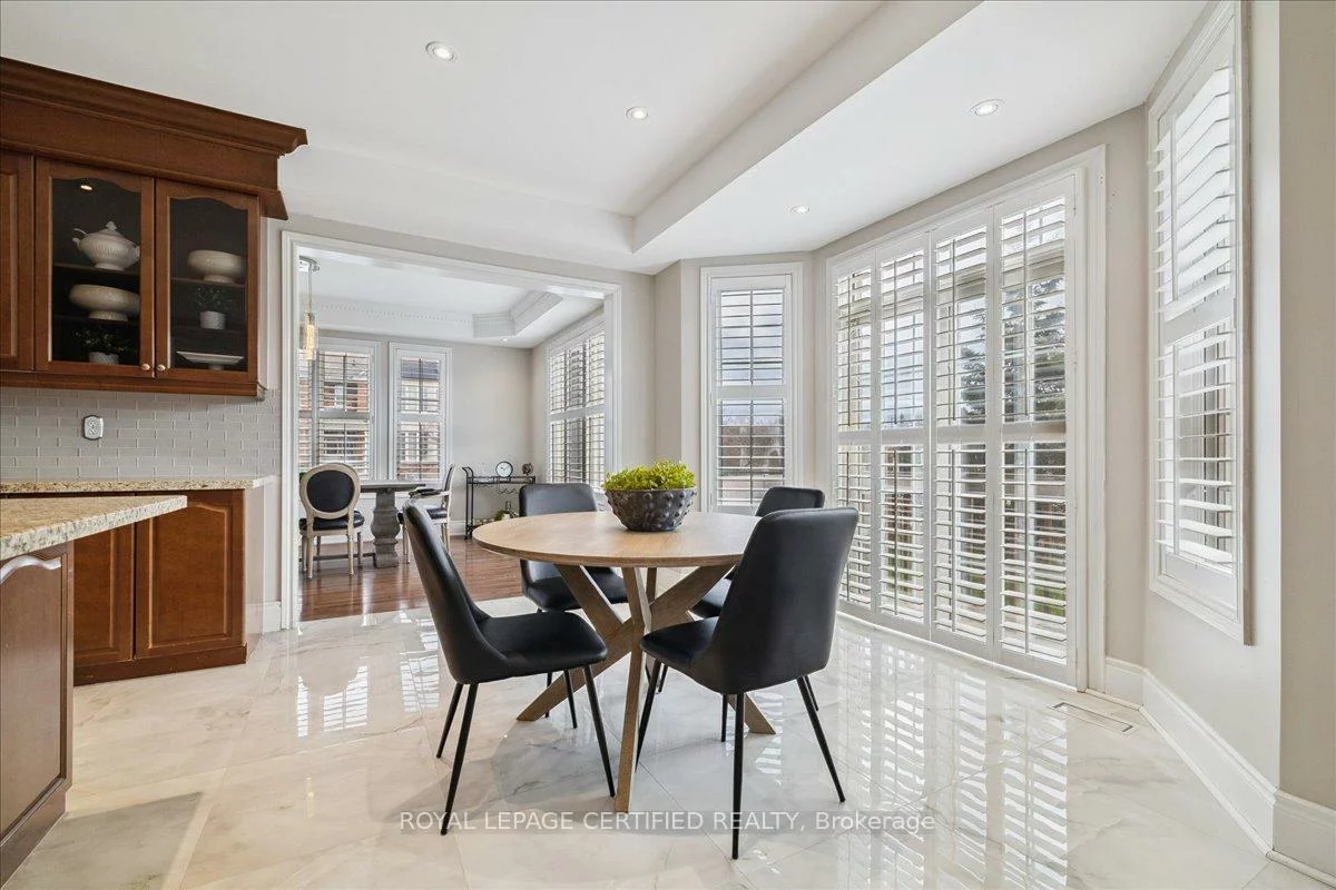 2523, Highmount, 1019 - WM Westmount, Oakville