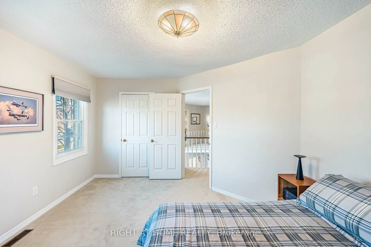 1114, Ballantry, 1018 - WC Wedgewood Creek, Oakville