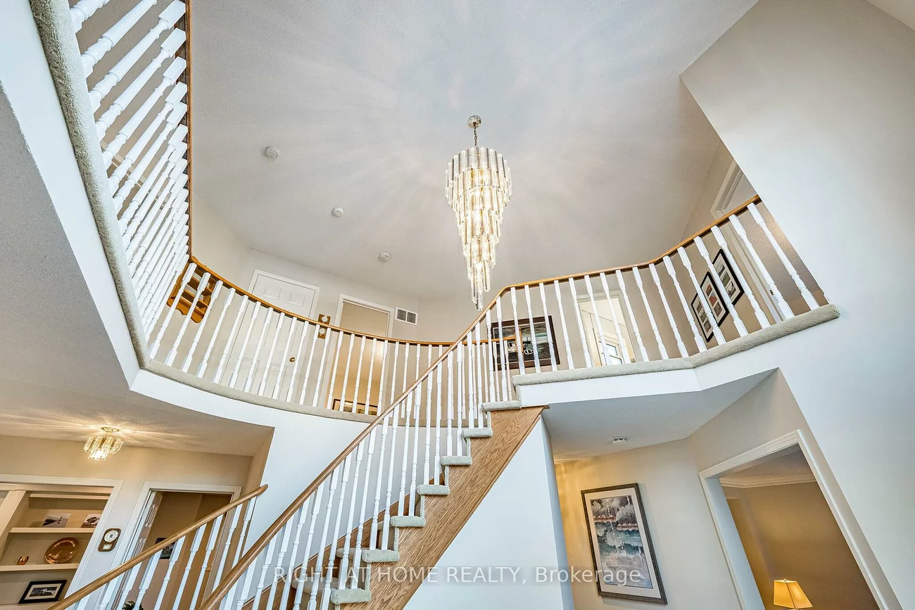 1114, Ballantry, 1018 - WC Wedgewood Creek, Oakville