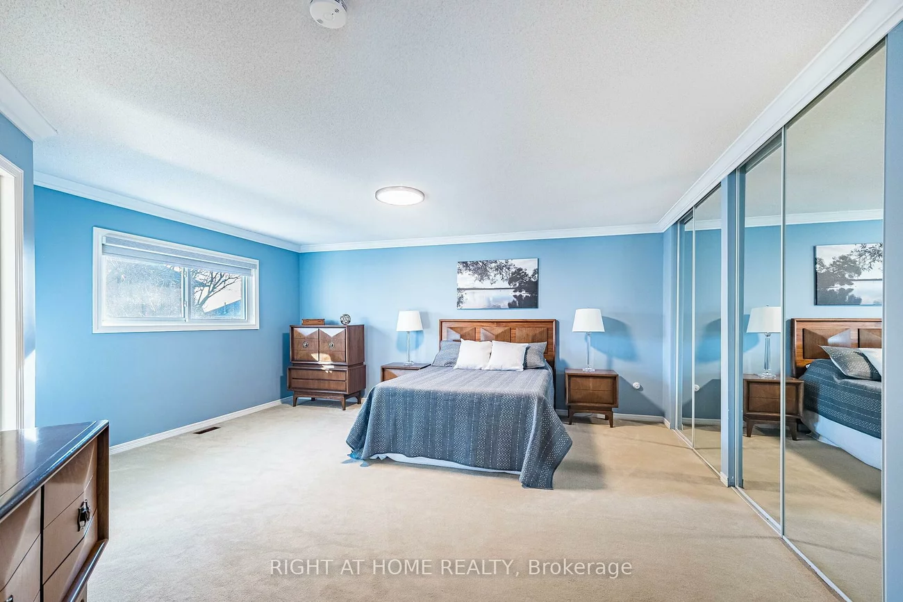 1114, Ballantry, 1018 - WC Wedgewood Creek, Oakville