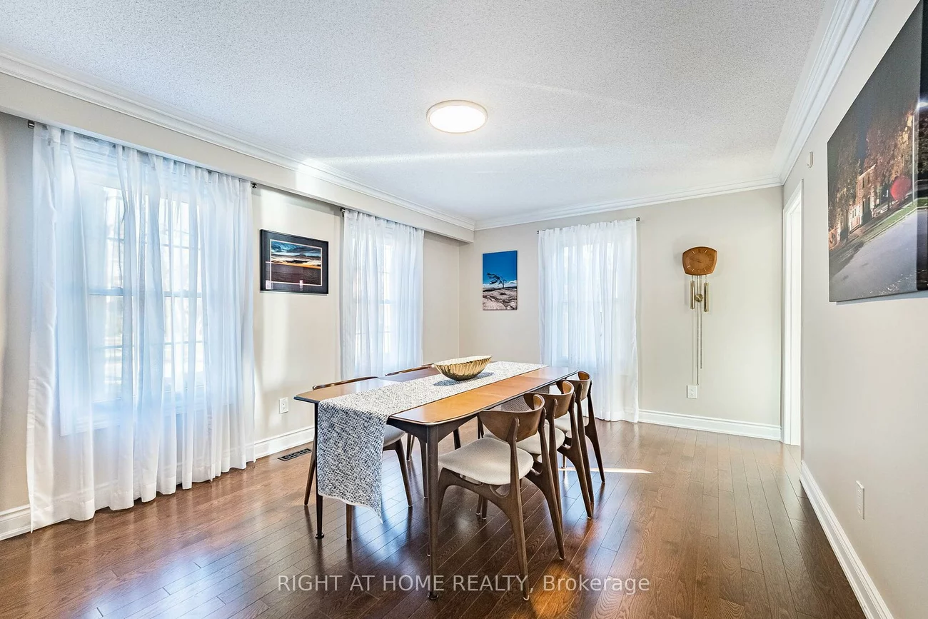 1114, Ballantry, 1018 - WC Wedgewood Creek, Oakville