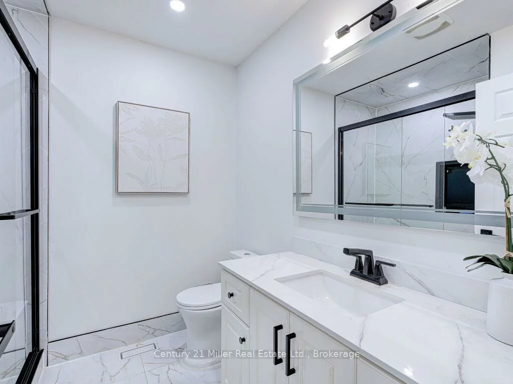 2094, Redstone, 1019 - WM Westmount, Oakville