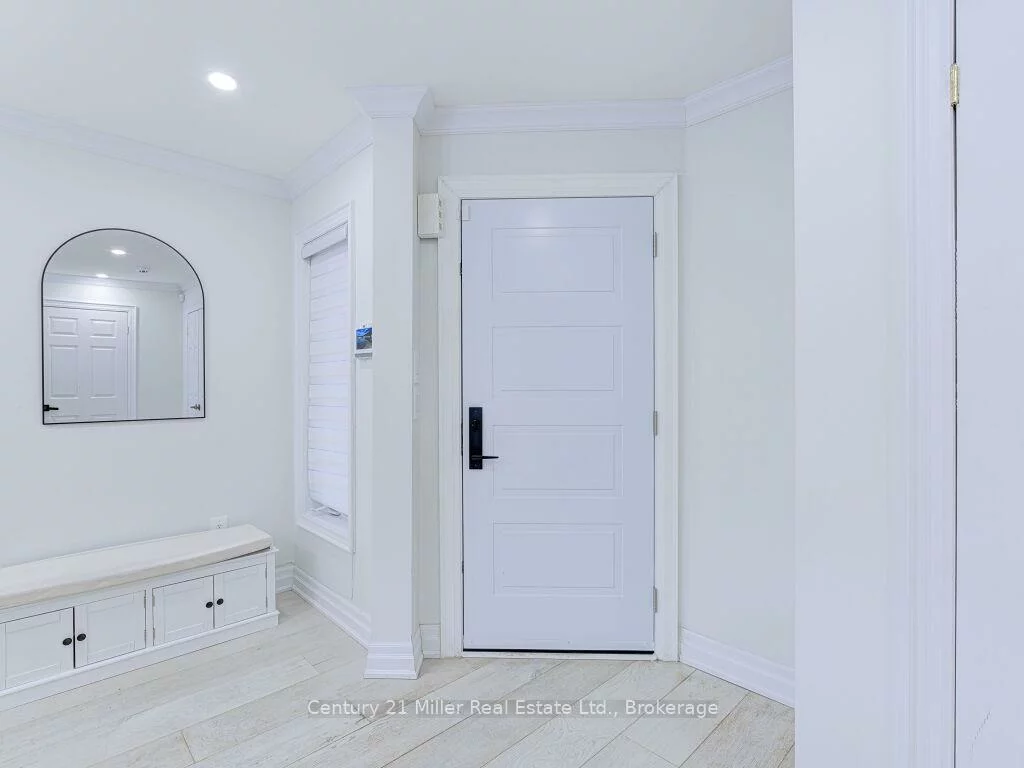 2094, Redstone, 1019 - WM Westmount, Oakville