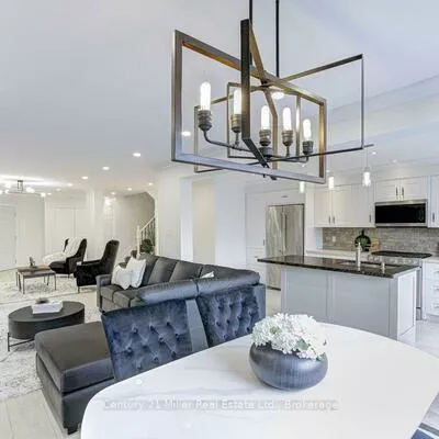 2094, Redstone, 1019 - WM Westmount, Oakville