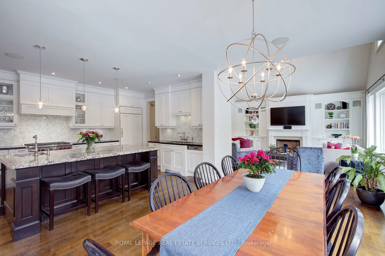 461, Copeland, 1011 - MO Morrison, Oakville