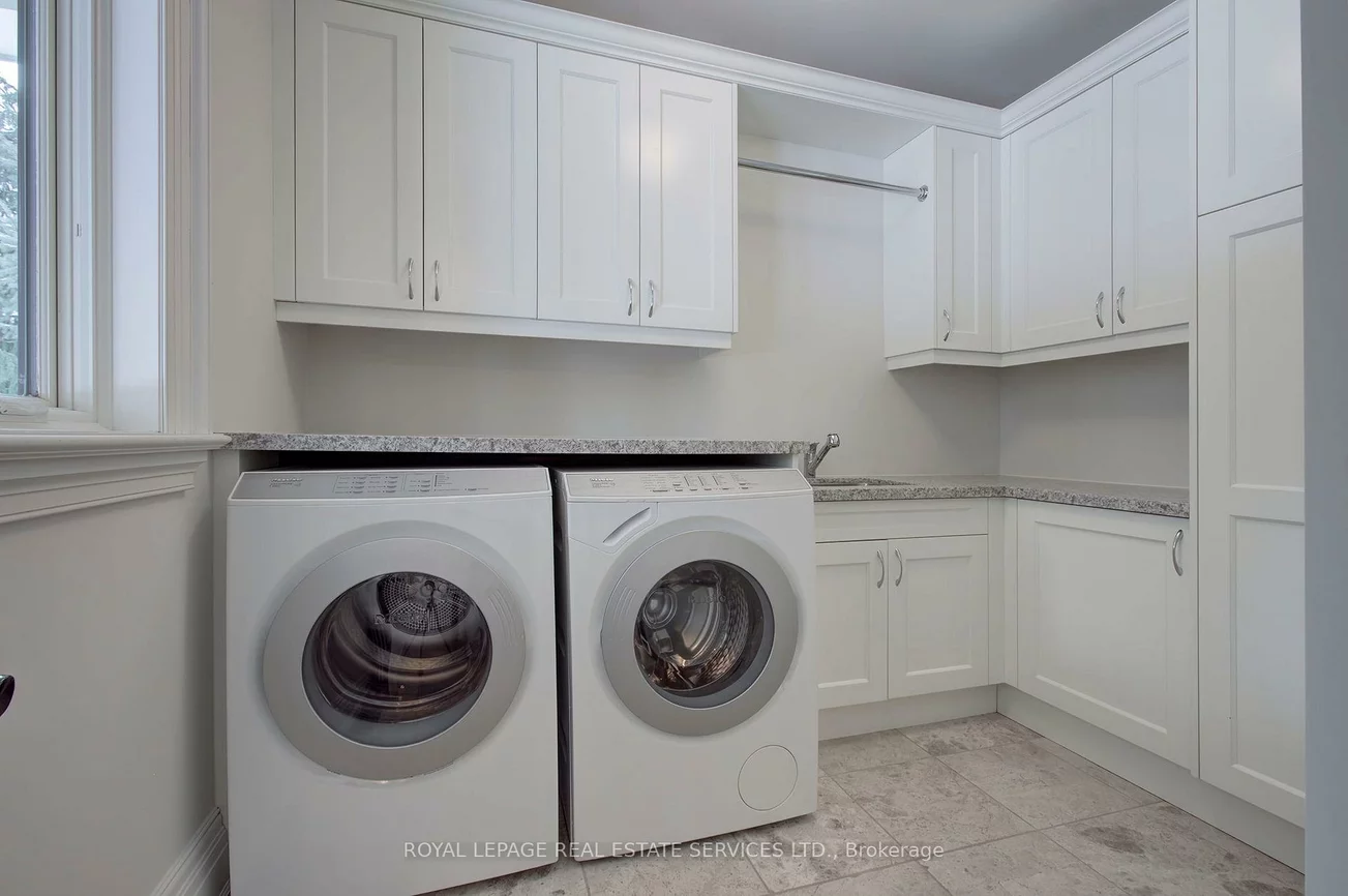 461, Copeland, 1011 - MO Morrison, Oakville