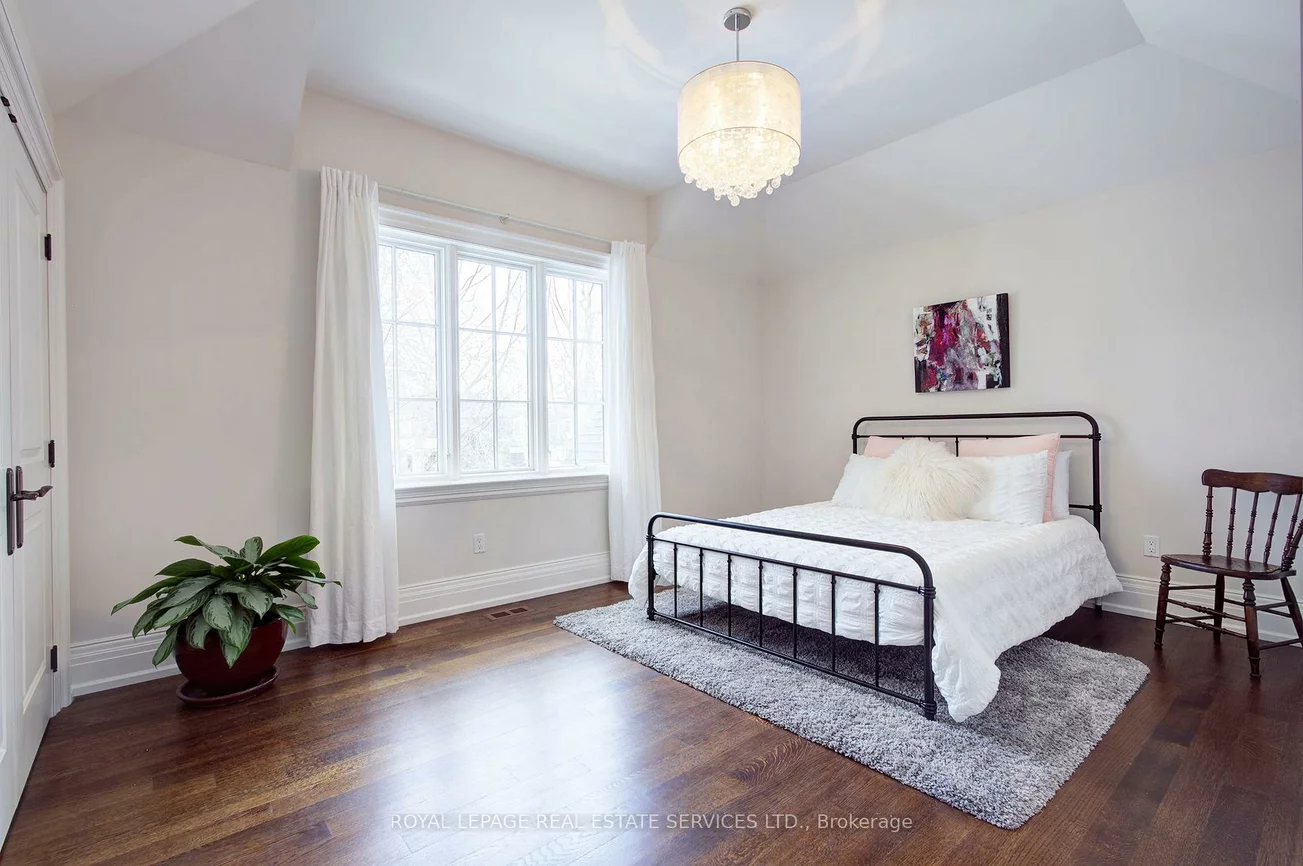 461, Copeland, 1011 - MO Morrison, Oakville