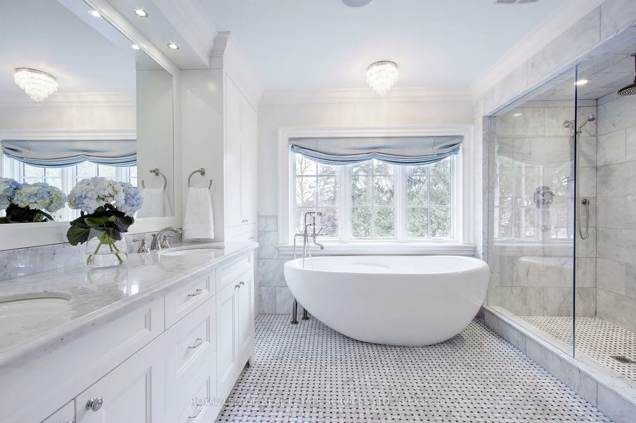 461, Copeland, 1011 - MO Morrison, Oakville