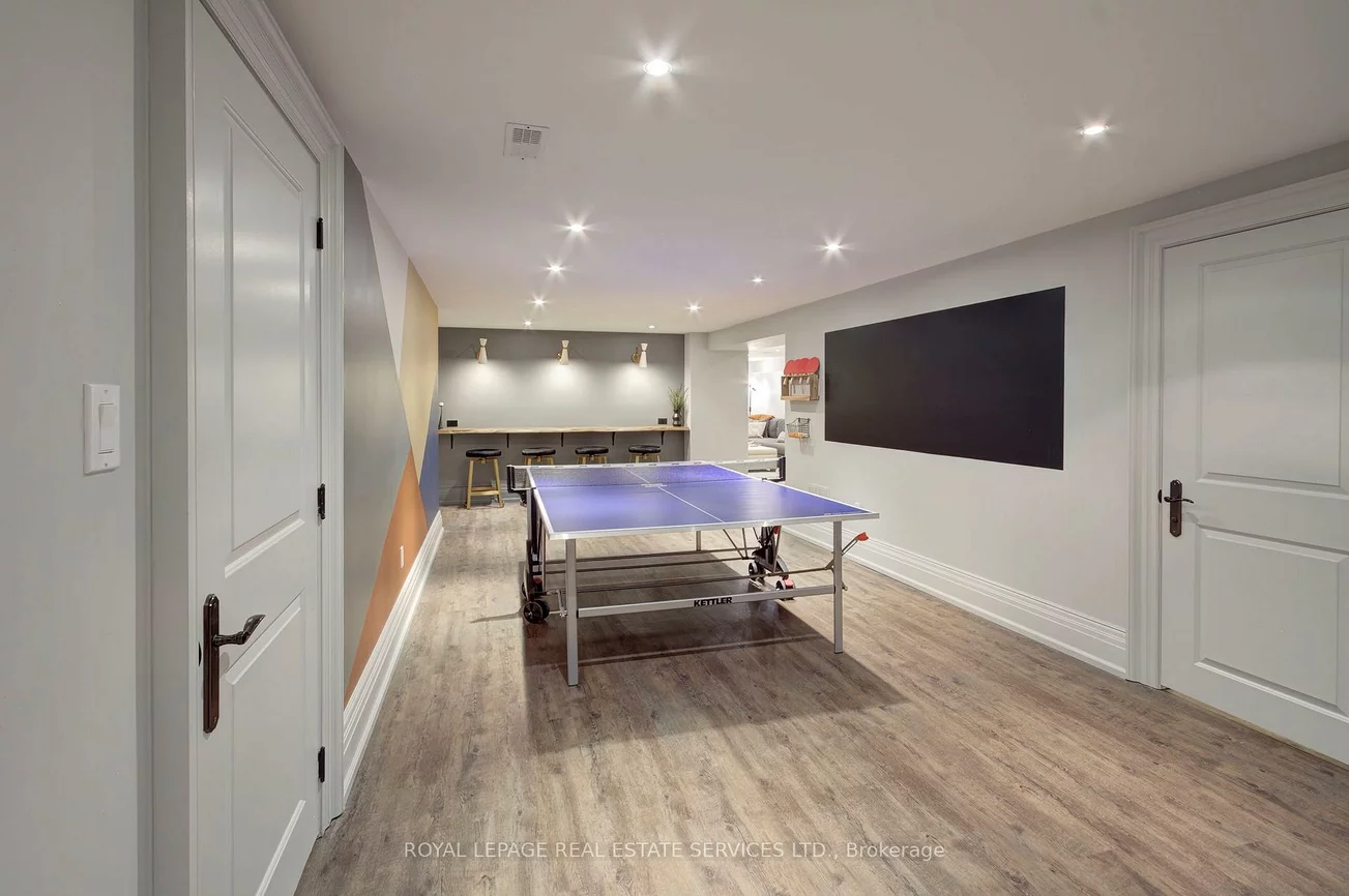 461, Copeland, 1011 - MO Morrison, Oakville