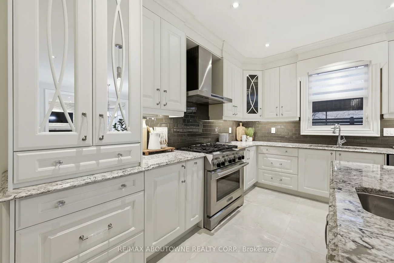 2225, Glazebrook, 1019 - WM Westmount, Oakville