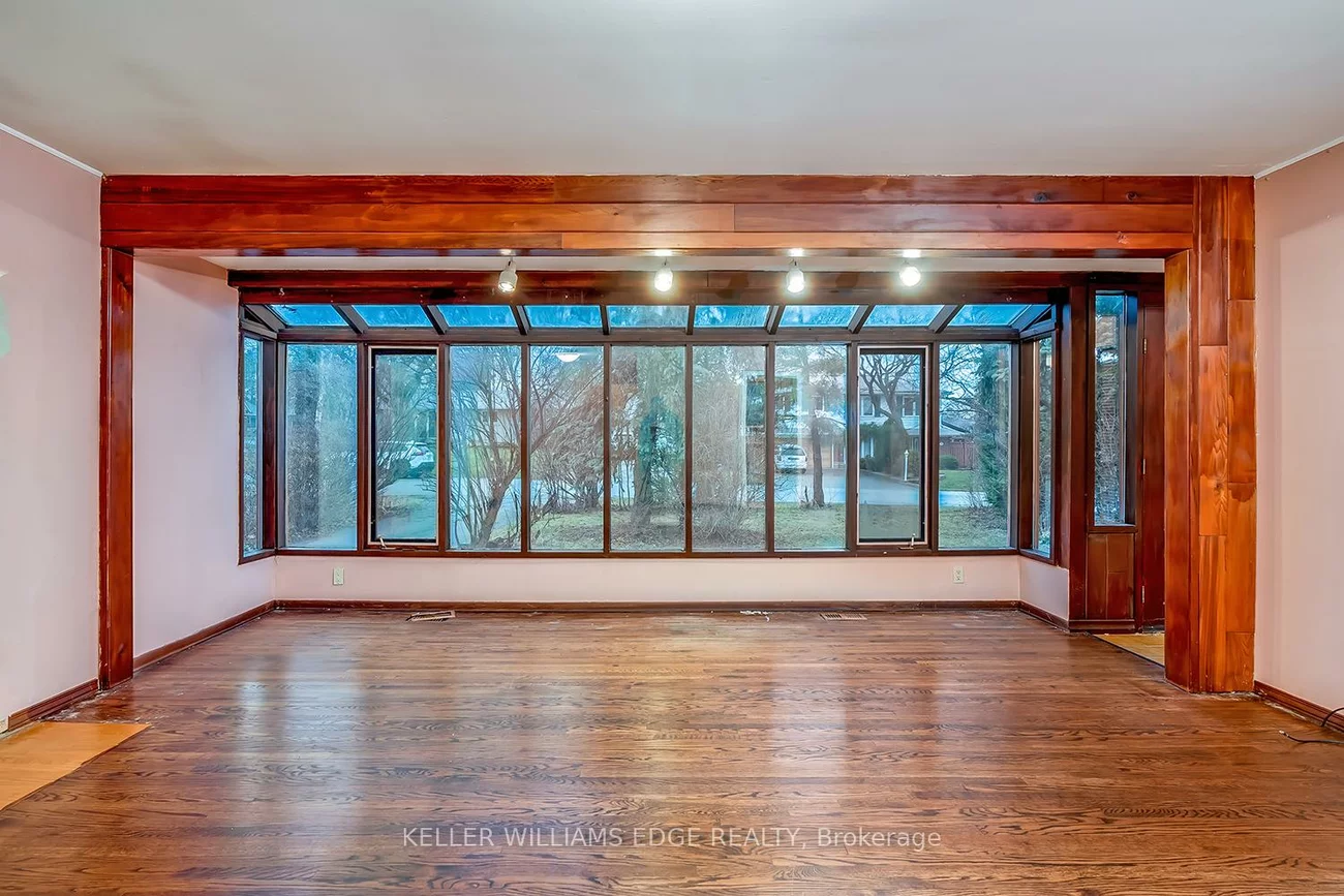 1322, Langdale, 1005 - FA Falgarwood, Oakville