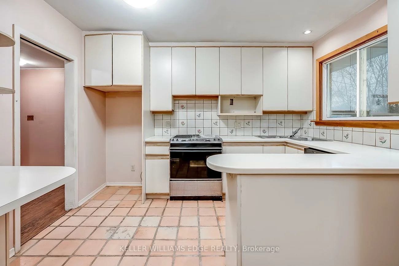 1322, Langdale, 1005 - FA Falgarwood, Oakville