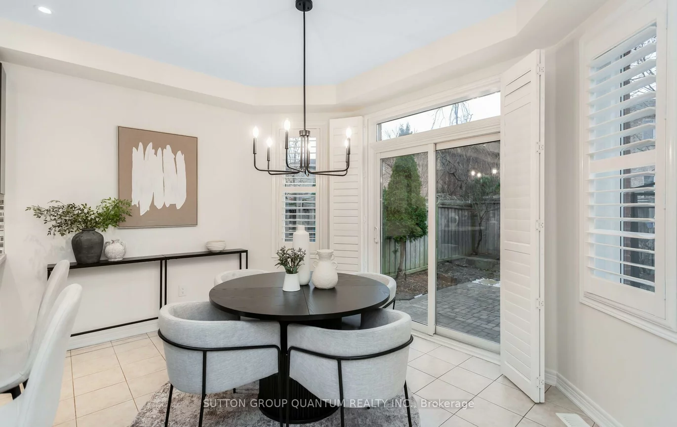 2351, Gladacres, 1019 - WM Westmount, Oakville