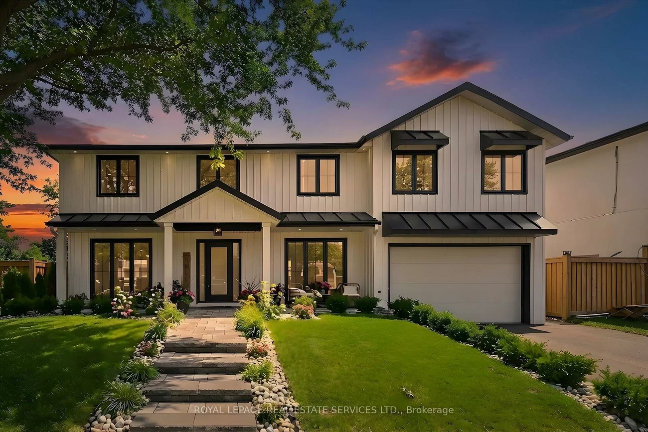 2212, Urwin, 1020 - WO West, Oakville