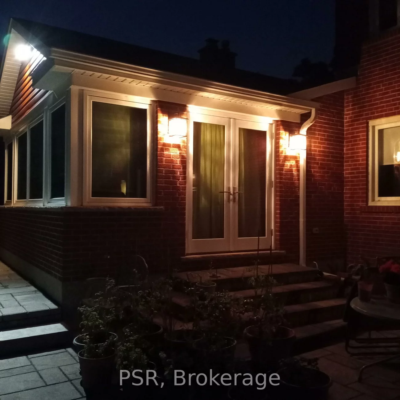 575, Patricia, 1020 - WO West, Oakville