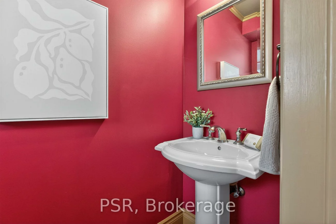 575, Patricia, 1020 - WO West, Oakville