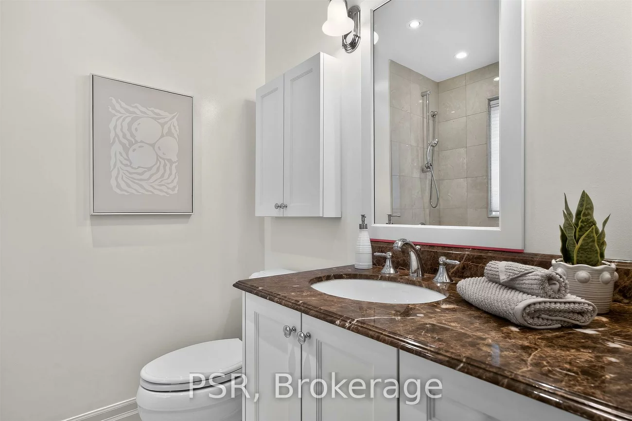 575, Patricia, 1020 - WO West, Oakville