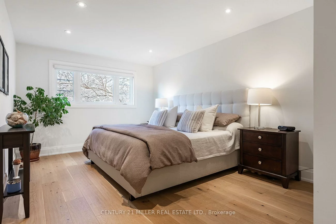 511, Coleen, 1011 - MO Morrison, Oakville