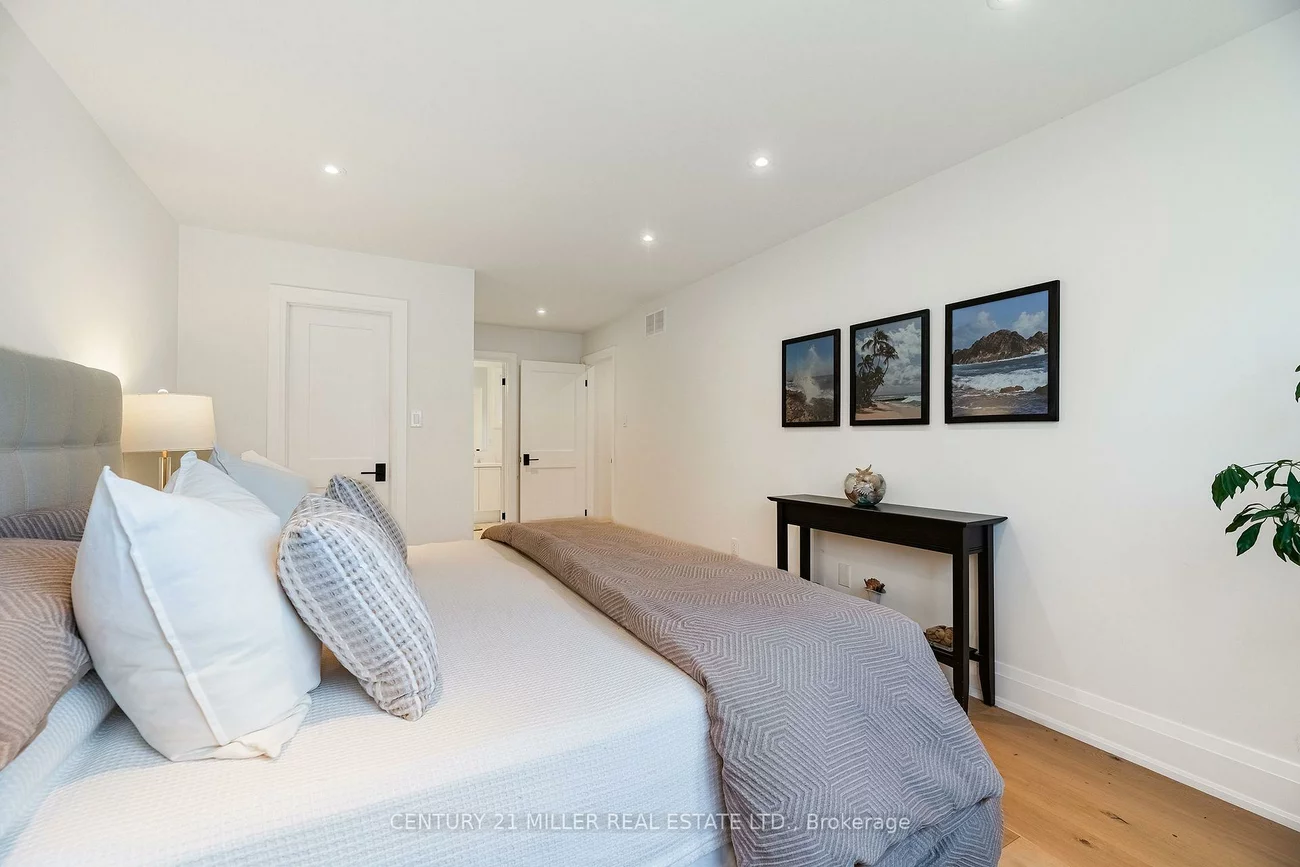 511, Coleen, 1011 - MO Morrison, Oakville