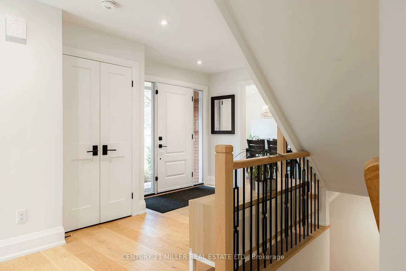 511, Coleen, 1011 - MO Morrison, Oakville