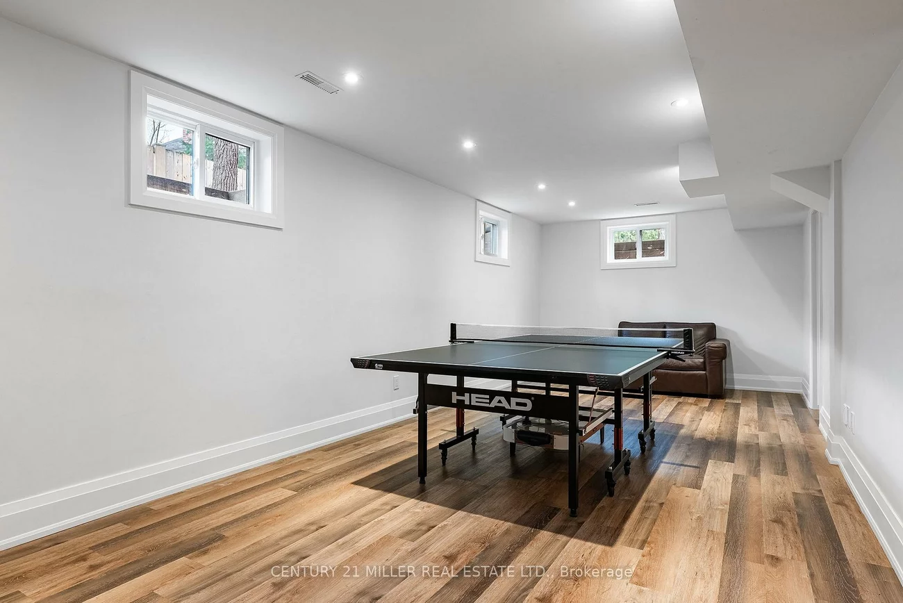 511, Coleen, 1011 - MO Morrison, Oakville