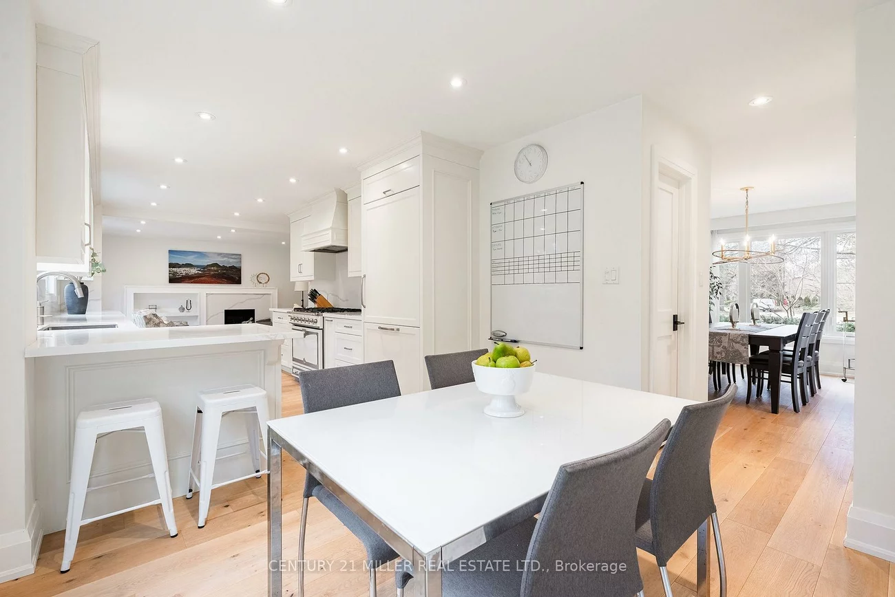 511, Coleen, 1011 - MO Morrison, Oakville