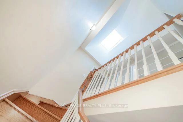 83, Kerr, 1002 - CO Central, Oakville