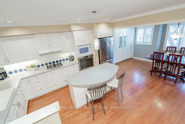 83, Kerr, 1002 - CO Central, Oakville