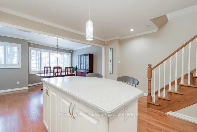 83, Kerr, 1002 - CO Central, Oakville