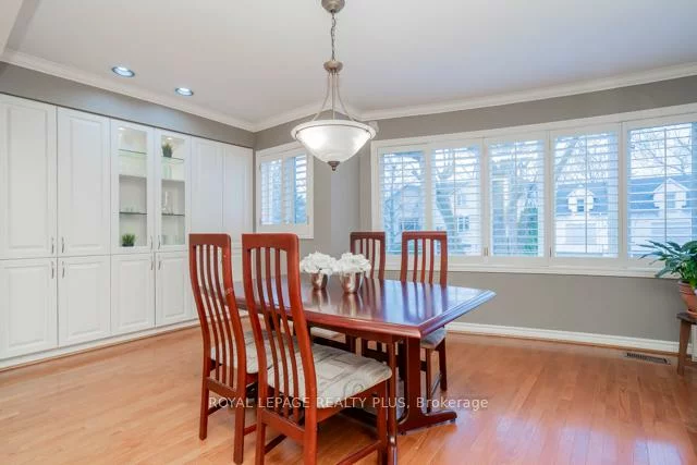 83, Kerr, 1002 - CO Central, Oakville