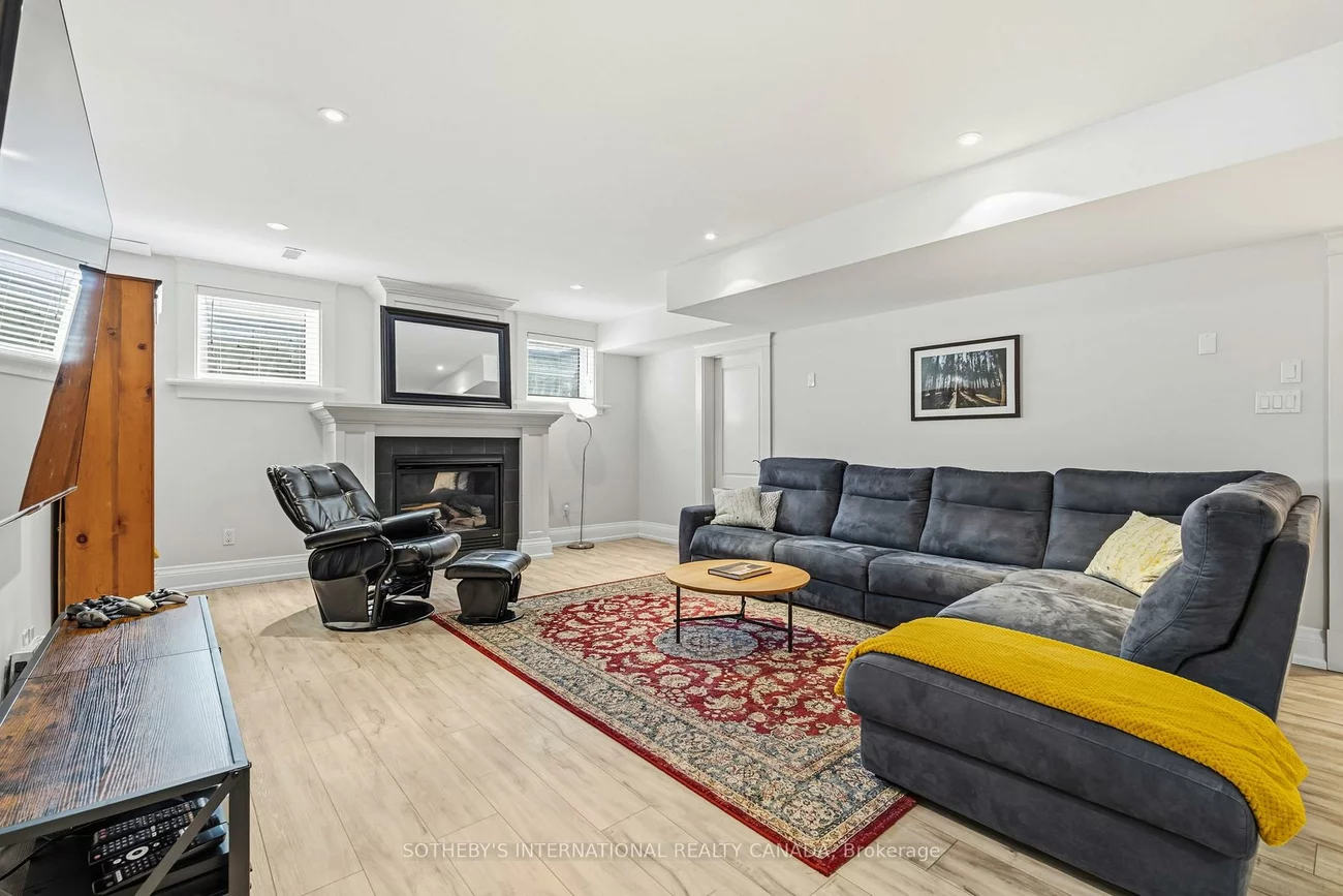 79, Birch Hill, 1017 - SW Southwest, Oakville