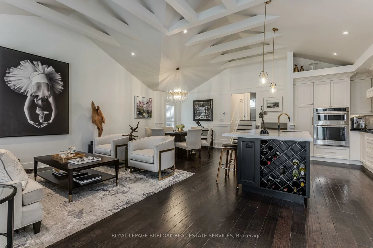 1375, Langdale, 1005 - FA Falgarwood, Oakville