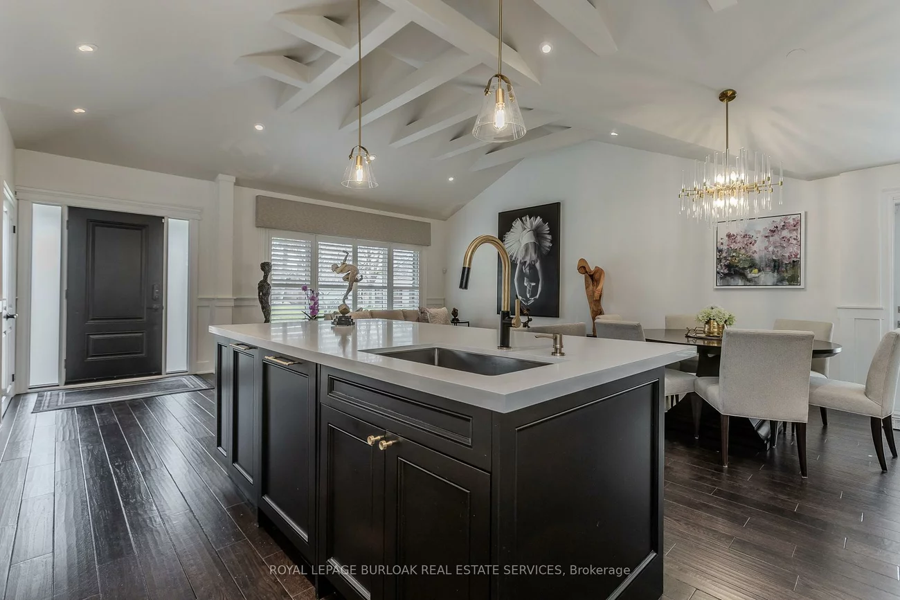 1375, Langdale, 1005 - FA Falgarwood, Oakville