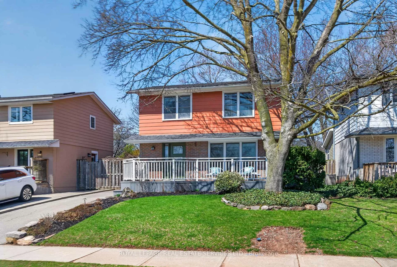 141, Oakdale, 1003 - CP College Park, Oakville