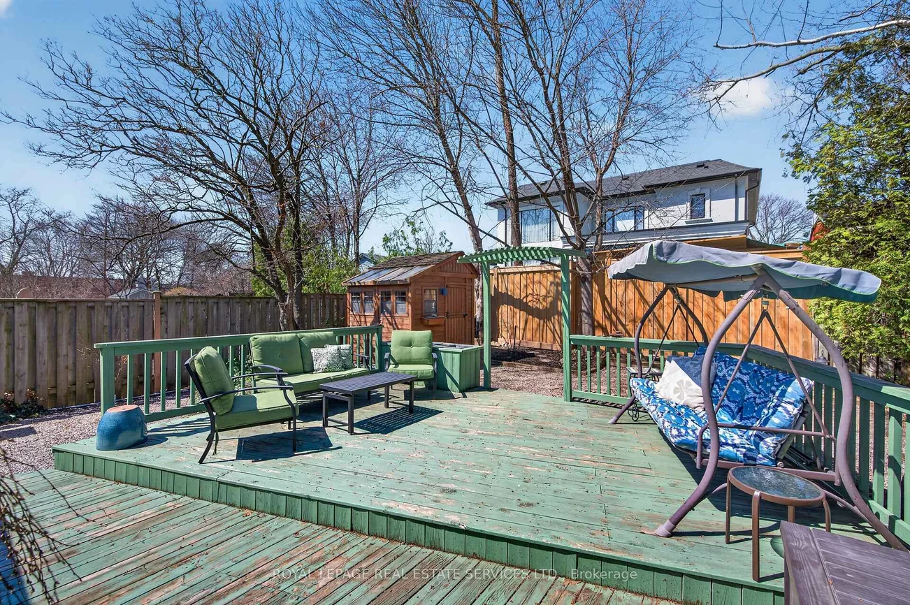 141, Oakdale, 1003 - CP College Park, Oakville