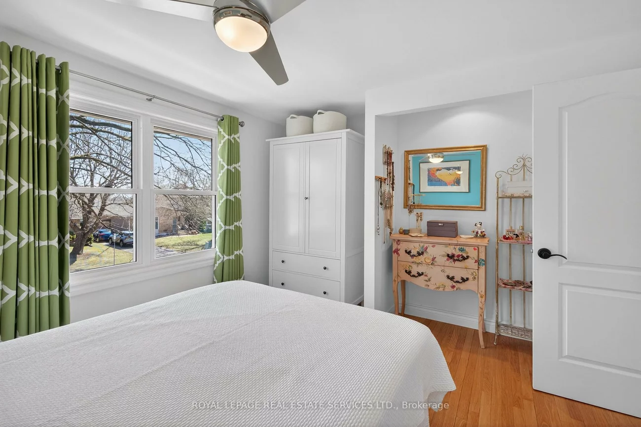 141, Oakdale, 1003 - CP College Park, Oakville