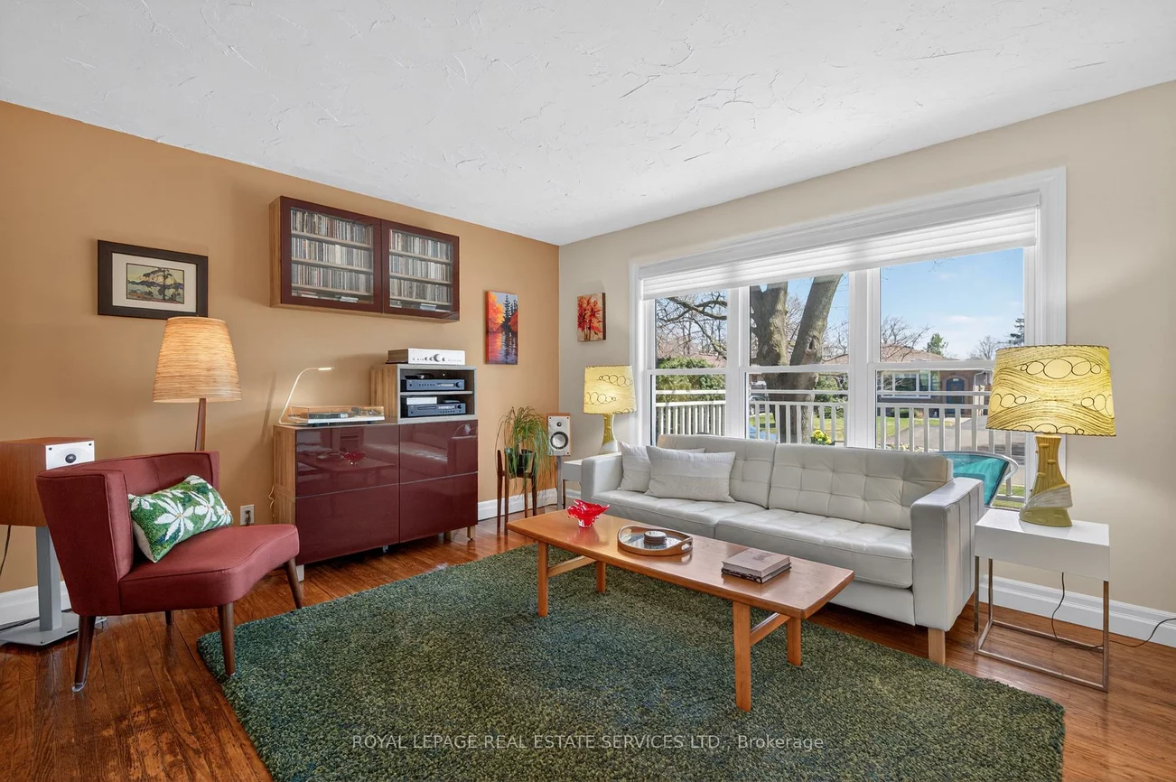 141, Oakdale, 1003 - CP College Park, Oakville