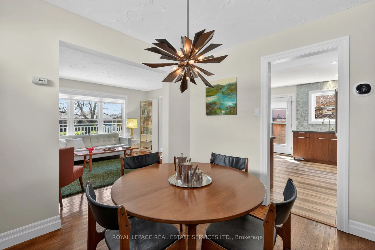 141, Oakdale, 1003 - CP College Park, Oakville