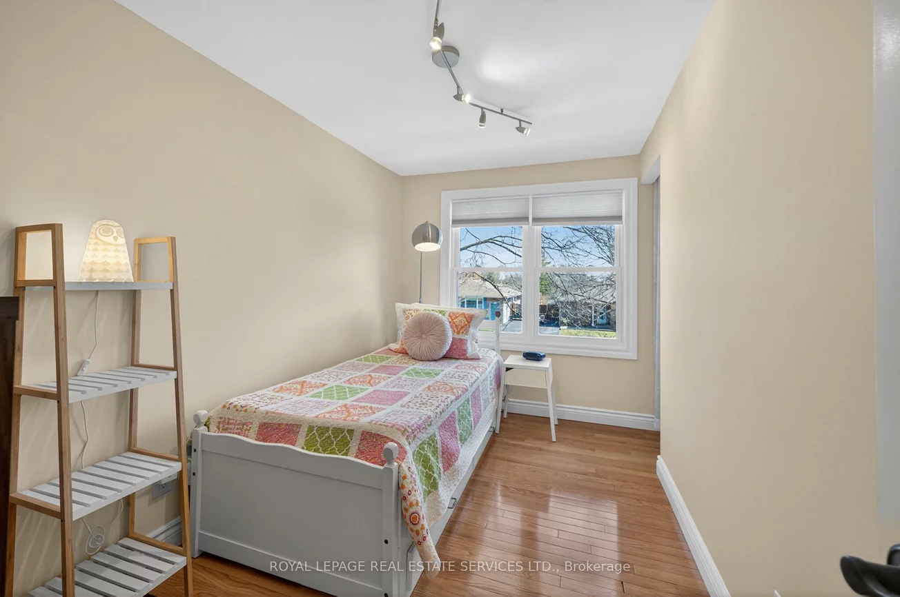 141, Oakdale, 1003 - CP College Park, Oakville