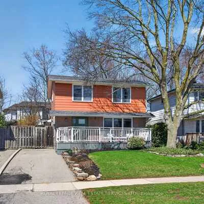 141, Oakdale, 1003 - CP College Park, Oakville