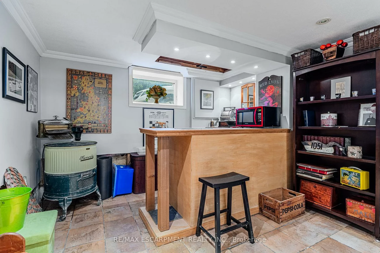 1051, Melvin, 1011 - MO Morrison, Oakville
