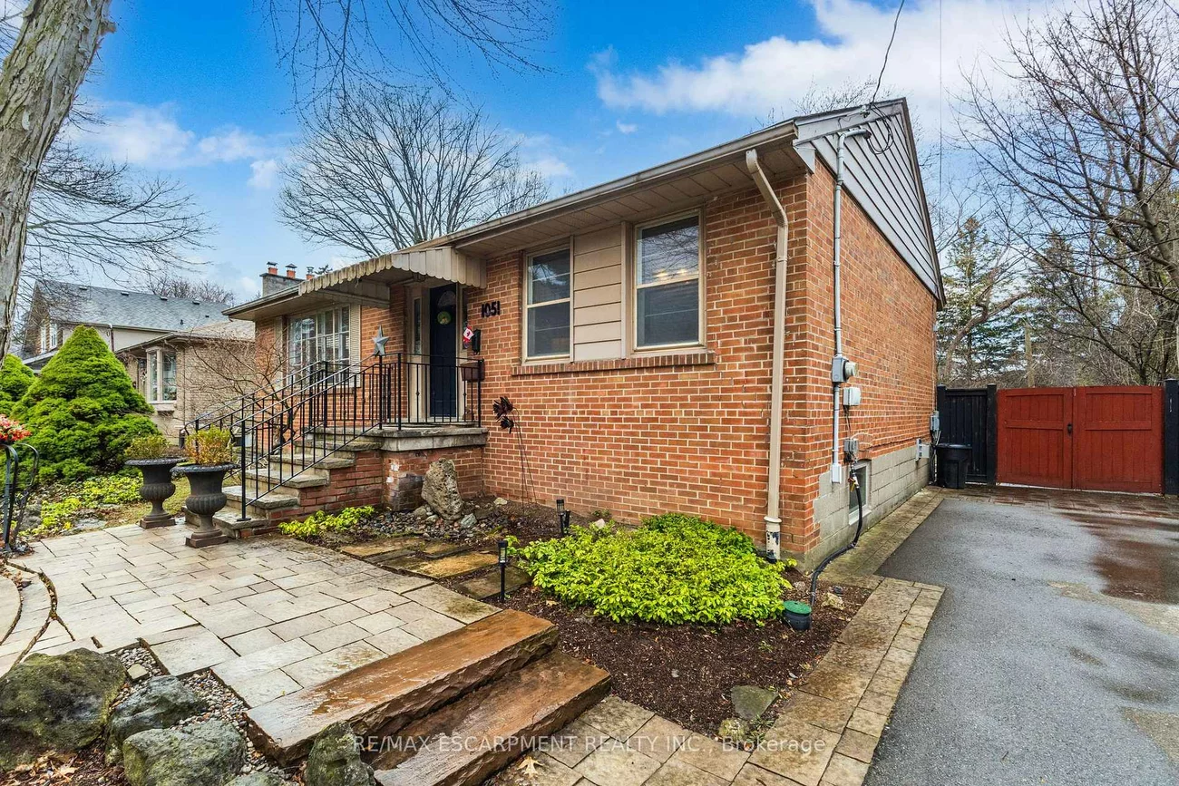 1051, Melvin, 1011 - MO Morrison, Oakville