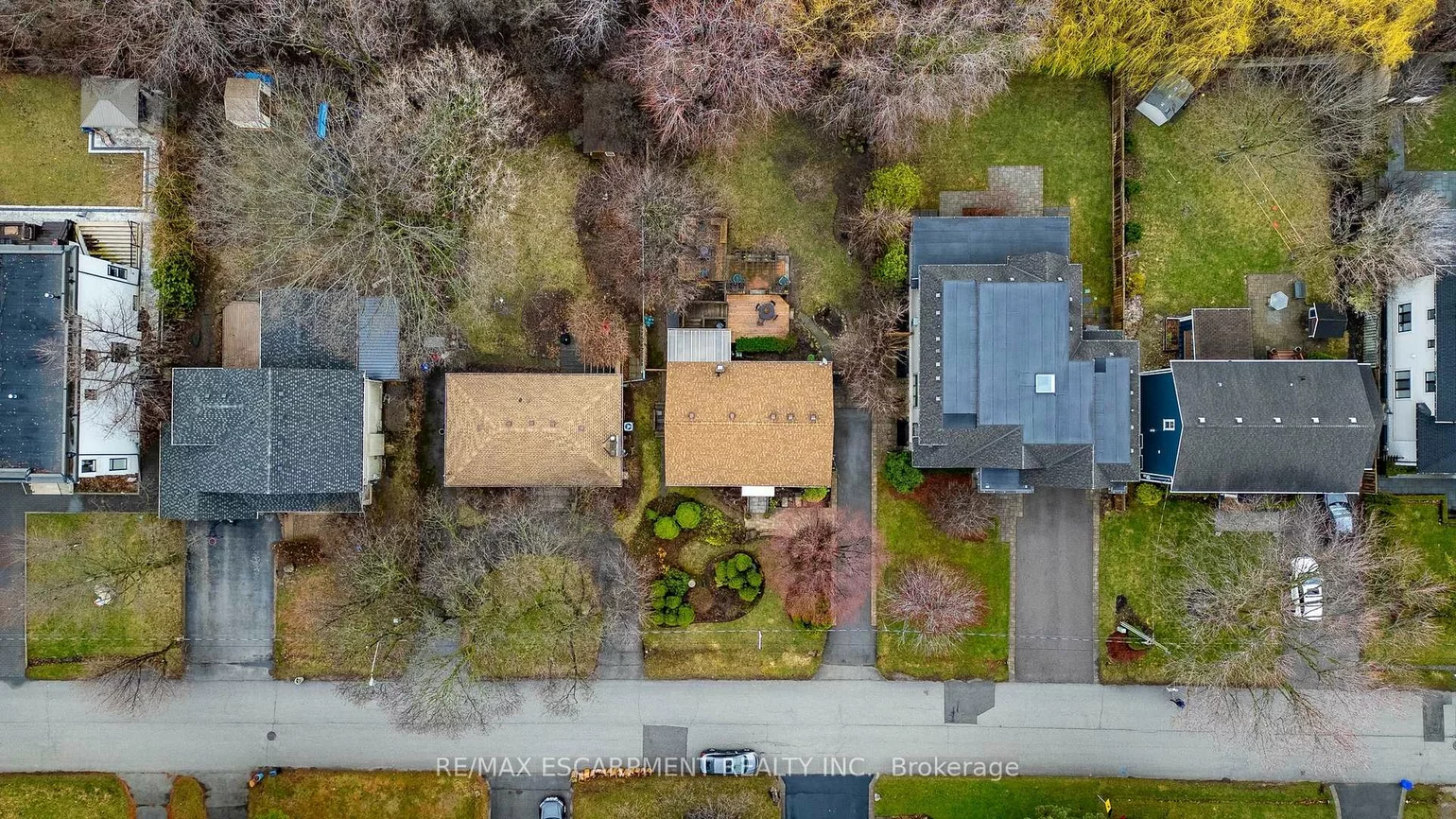 1051, Melvin, 1011 - MO Morrison, Oakville