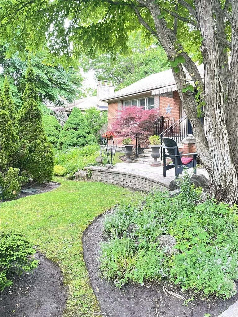 1051, Melvin, 1011 - MO Morrison, Oakville