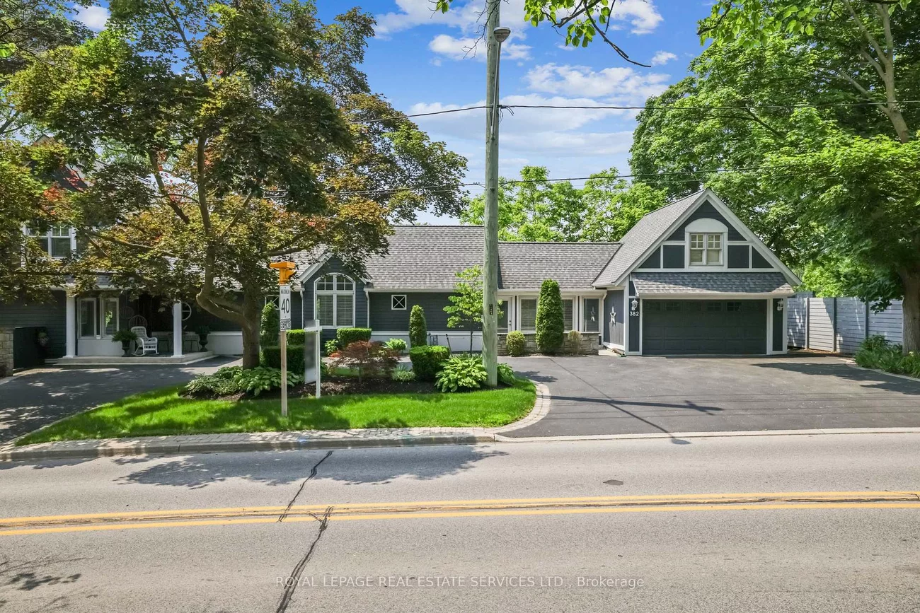 382, Trafalgar, 1013 - OO Old Oakville, Oakville