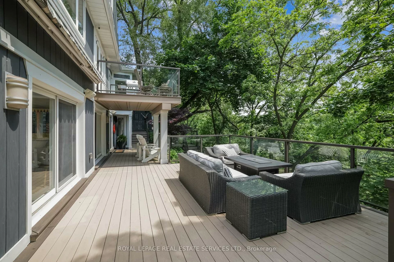382, Trafalgar, 1013 - OO Old Oakville, Oakville